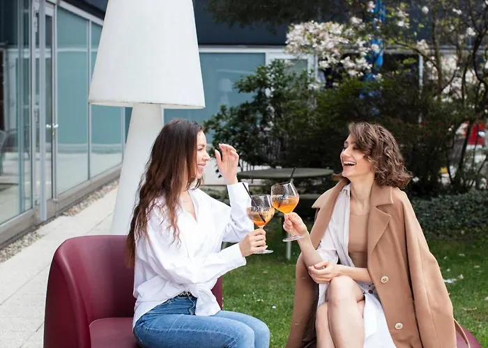 이비스 시티 웨스트 호텔