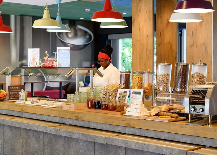 ホテル イビス チューリッヒシティウエスト 3*