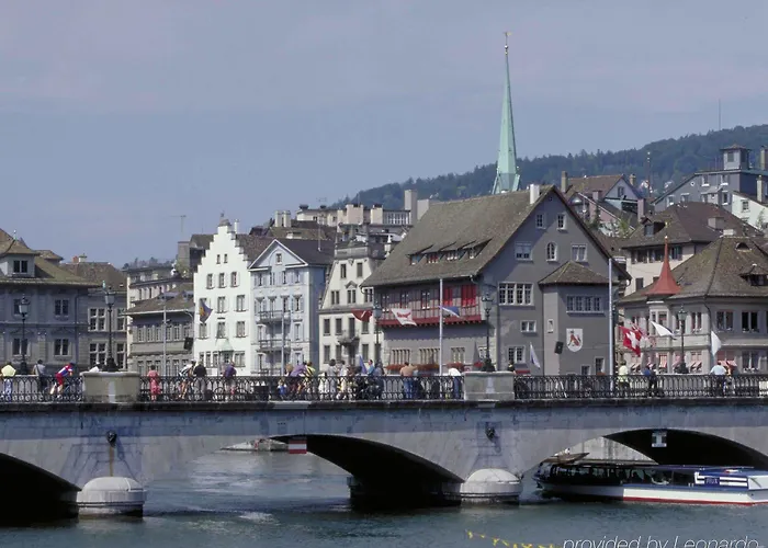 Hotell Ibis West Zürich