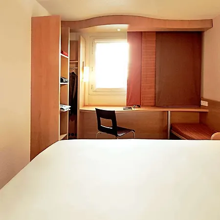 Ibis West Szálloda Zürich