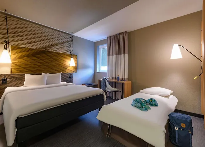 Otel Ibis West Zürih