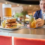 Hotel Ibis West